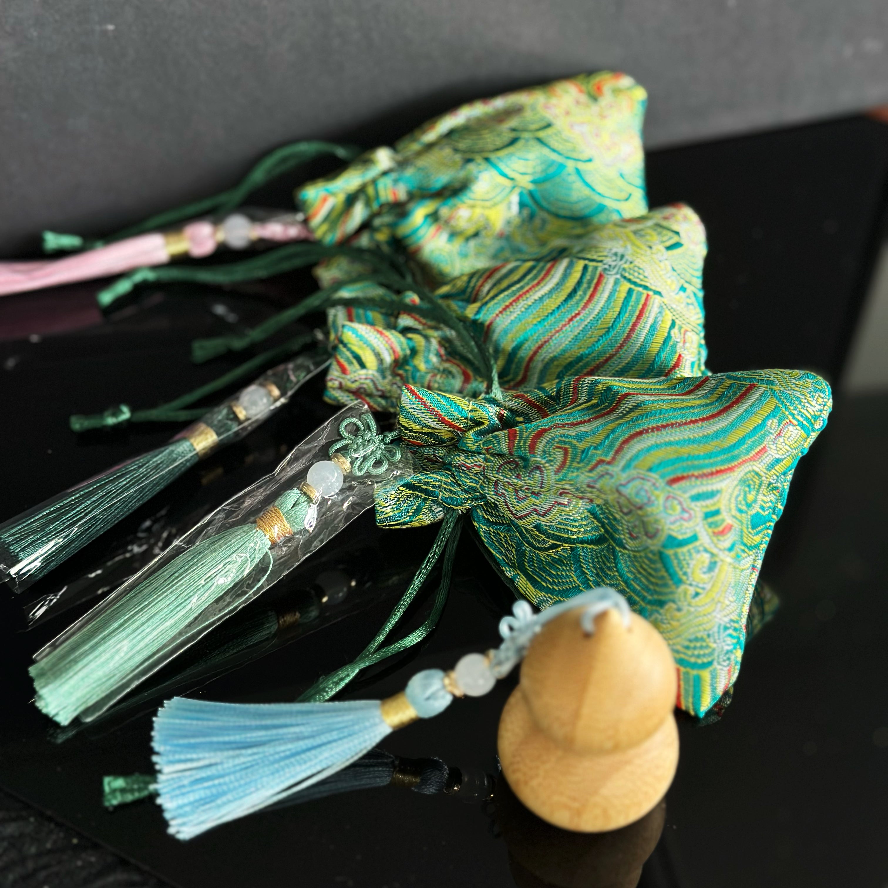 Mini Gourd Pure Oud Essential Oil